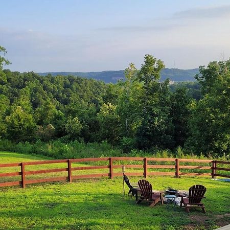Great Little Guest Suite With Private Entry & Deck! Pet Friendly & 30 Mins To Nashville! Ashland City Exterior foto