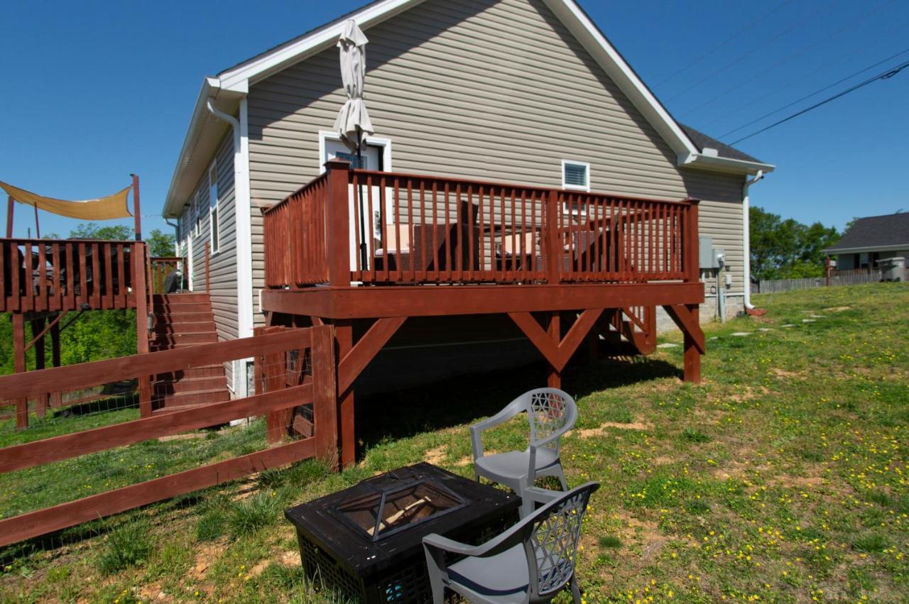 Great Little Guest Suite With Private Entry & Deck! Pet Friendly & 30 Mins To Nashville! Ashland City Exterior foto